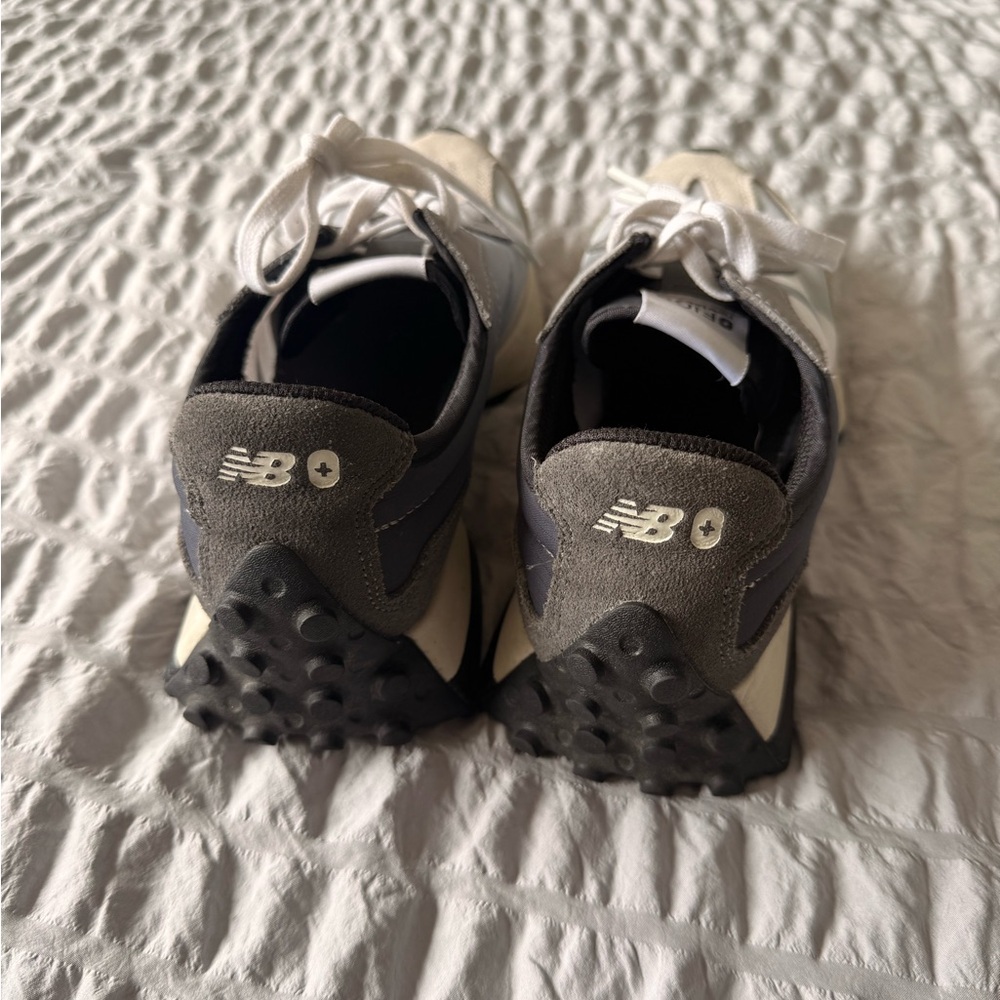 Figs x New Balance Limited Edition size 8 - Picture 5 of 6